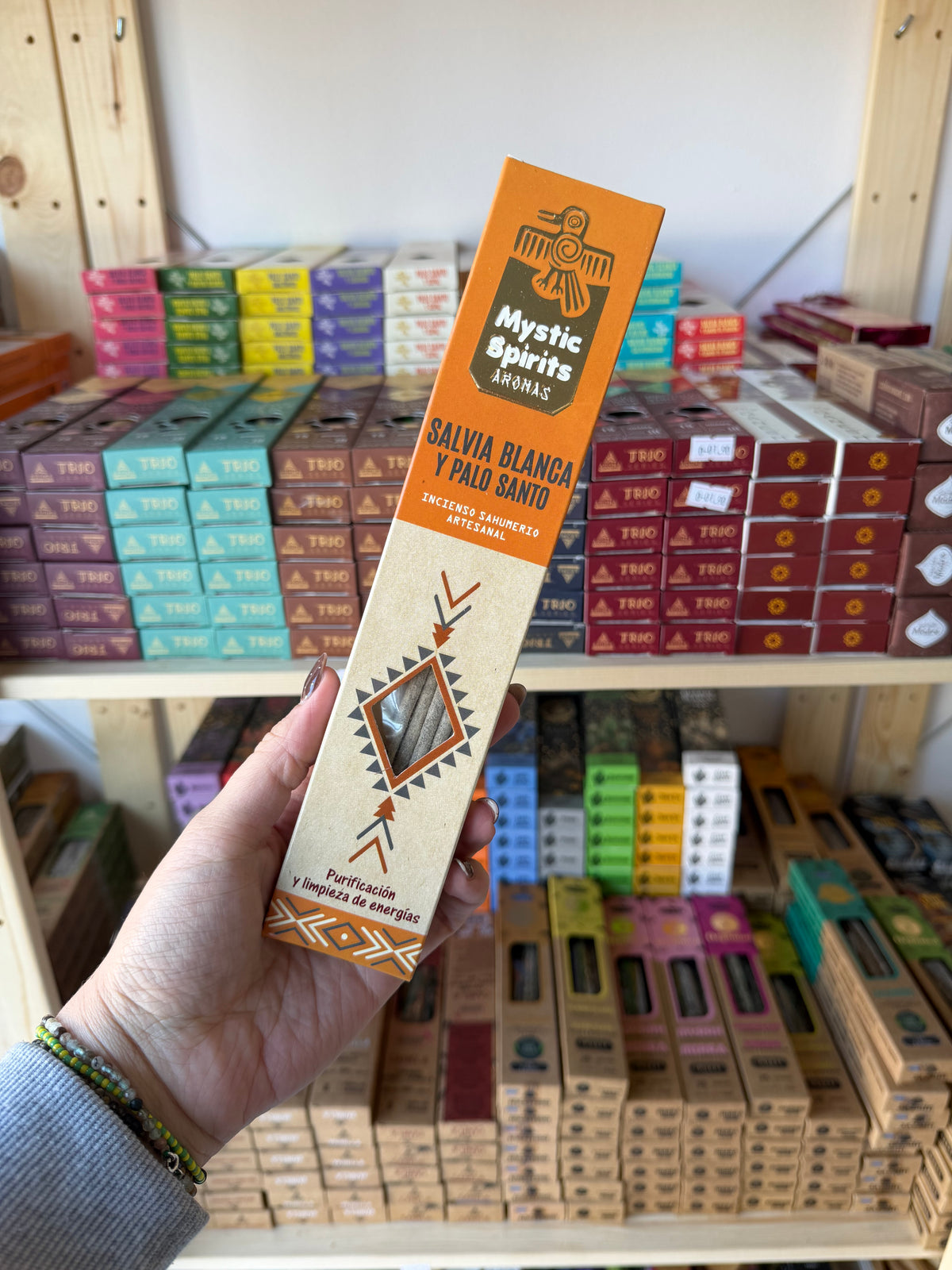Incienso salvia y palo santo purificación de energías